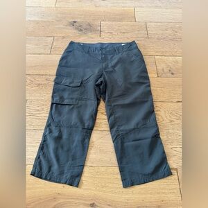 Columbia PFG OmniShade Gray Cargo Cropped Pants Women’s Sz 8‎